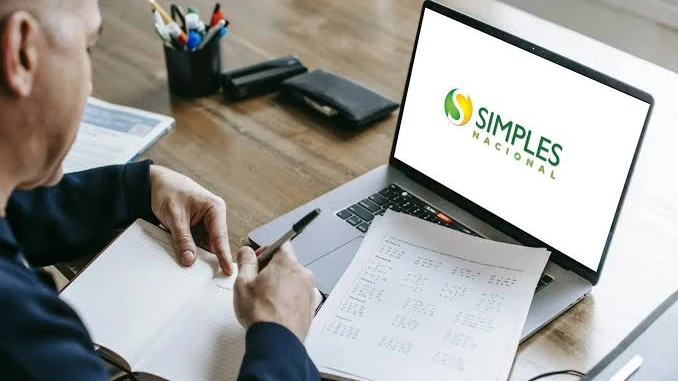 Capa do conteúdo: Como pagar a guia do Simples